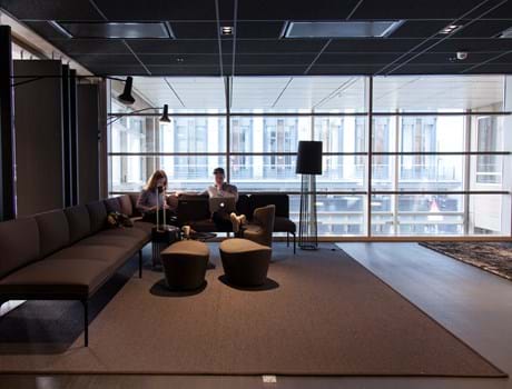 Aftenposten, Oslo_04..afpassede tæpper, sisal